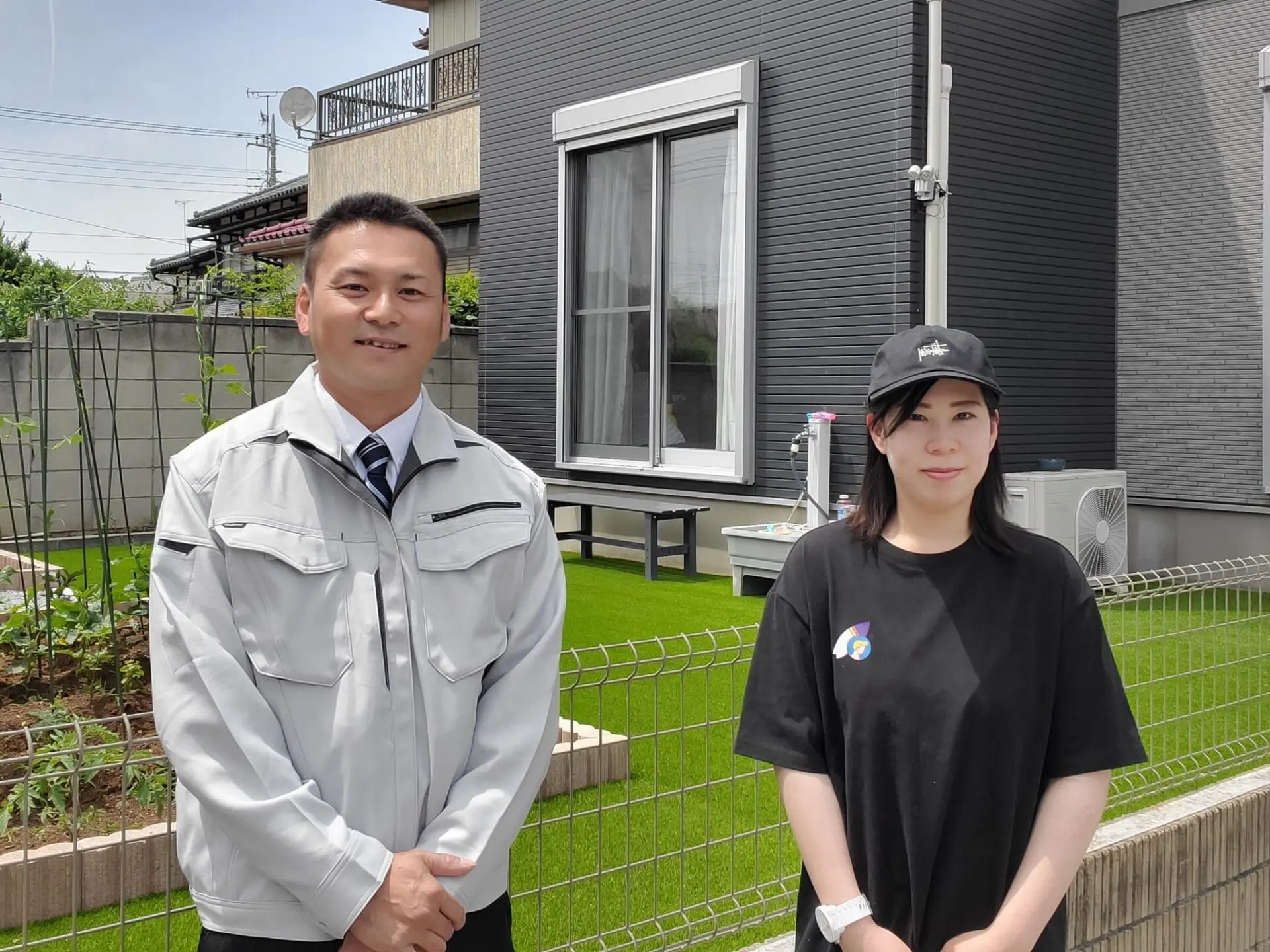 太田市 T様人 防草シート 人工芝 砂利敷き フェンス 花壇 ブロック工事 大川興業 太田市 T様人 防草シート 人工芝 砂利敷き フェンス 花壇 ブロック工事 大川興業